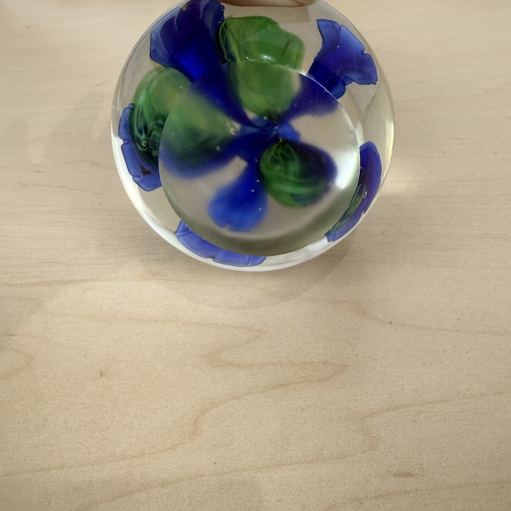 Art Glass Paperweight Flower Purple blue‎ Floral - Picture 7 of 9